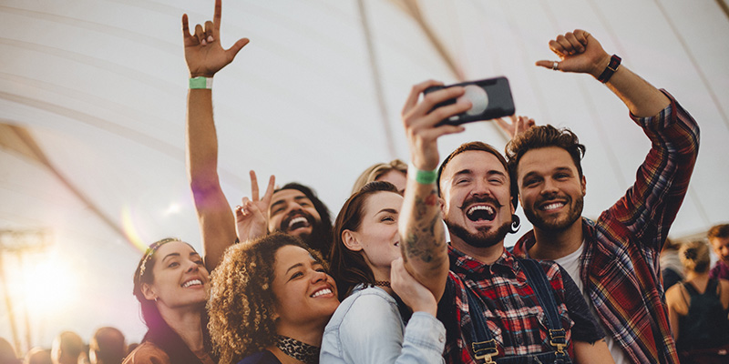 How Festival Screens Boost Attendance